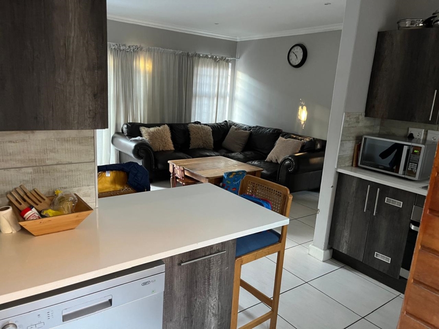 To Let 2 Bedroom Property for Rent in Heuwelsig Free State